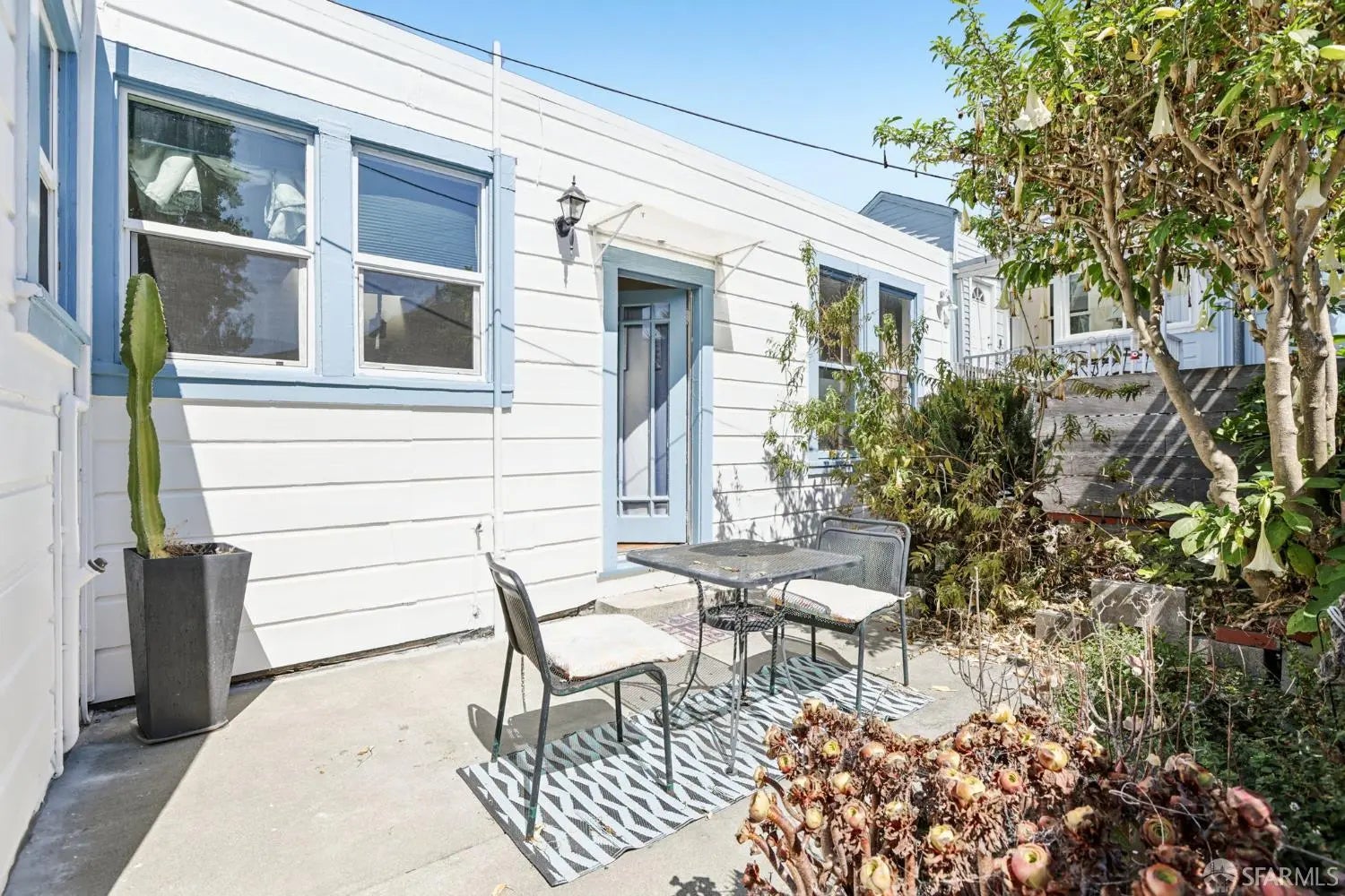 Photo of Listing #425074867