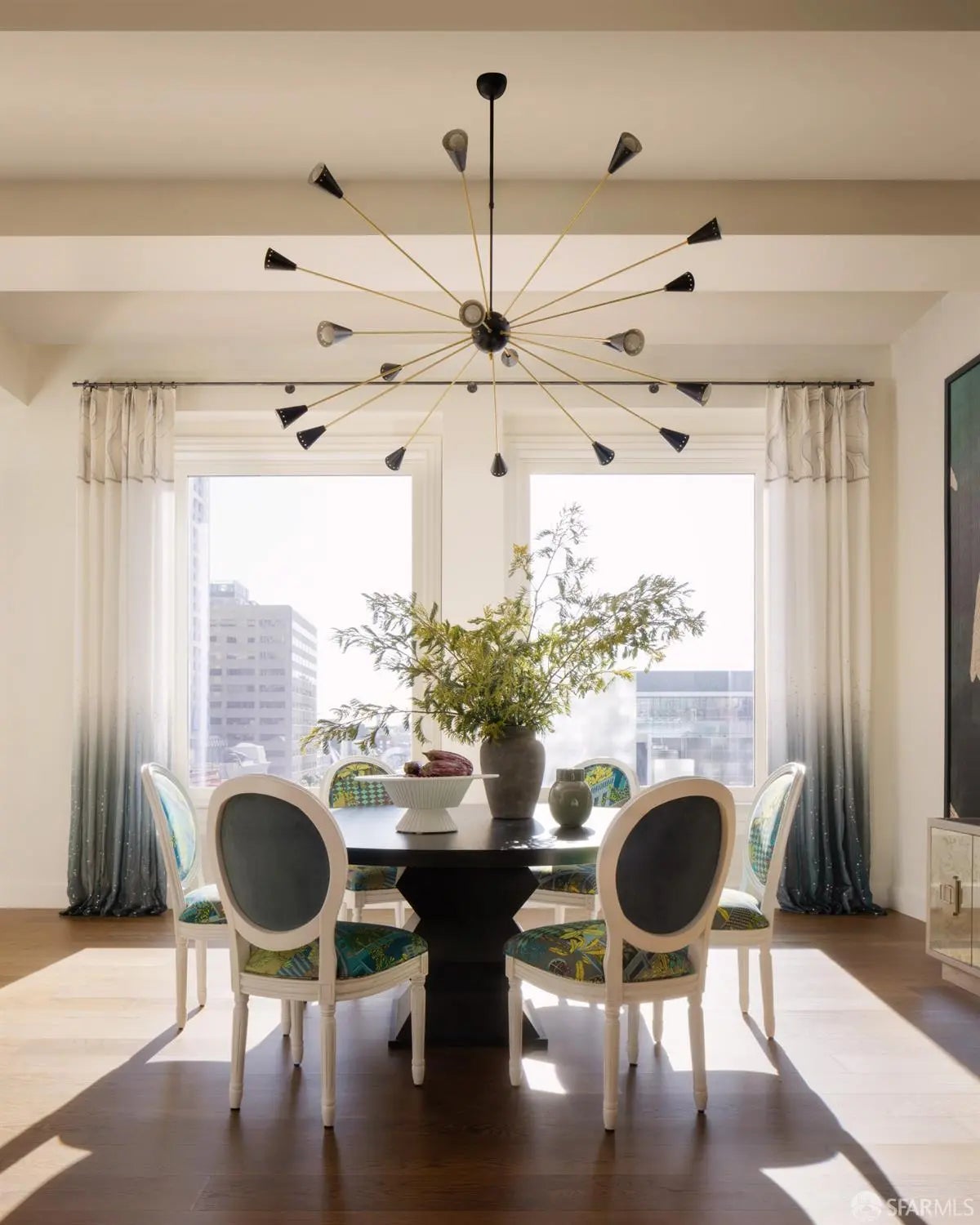 Photo of Listing #425085922