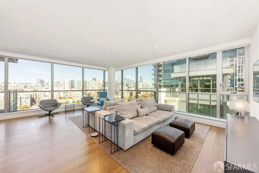 Photo of Listing #426102945