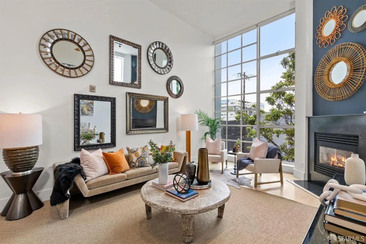 Photo of Listing #425032661