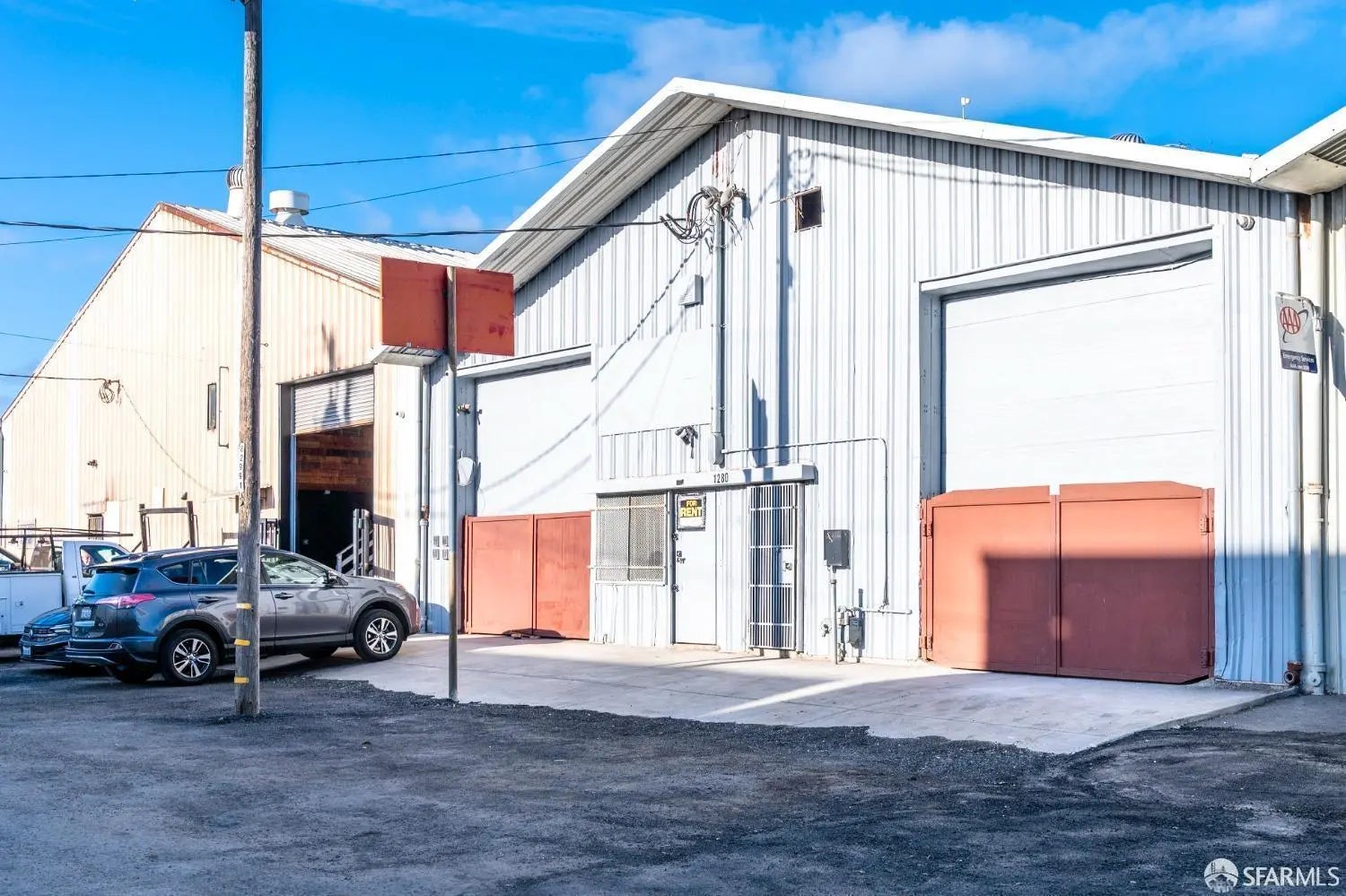 Photo of Listing #425039654