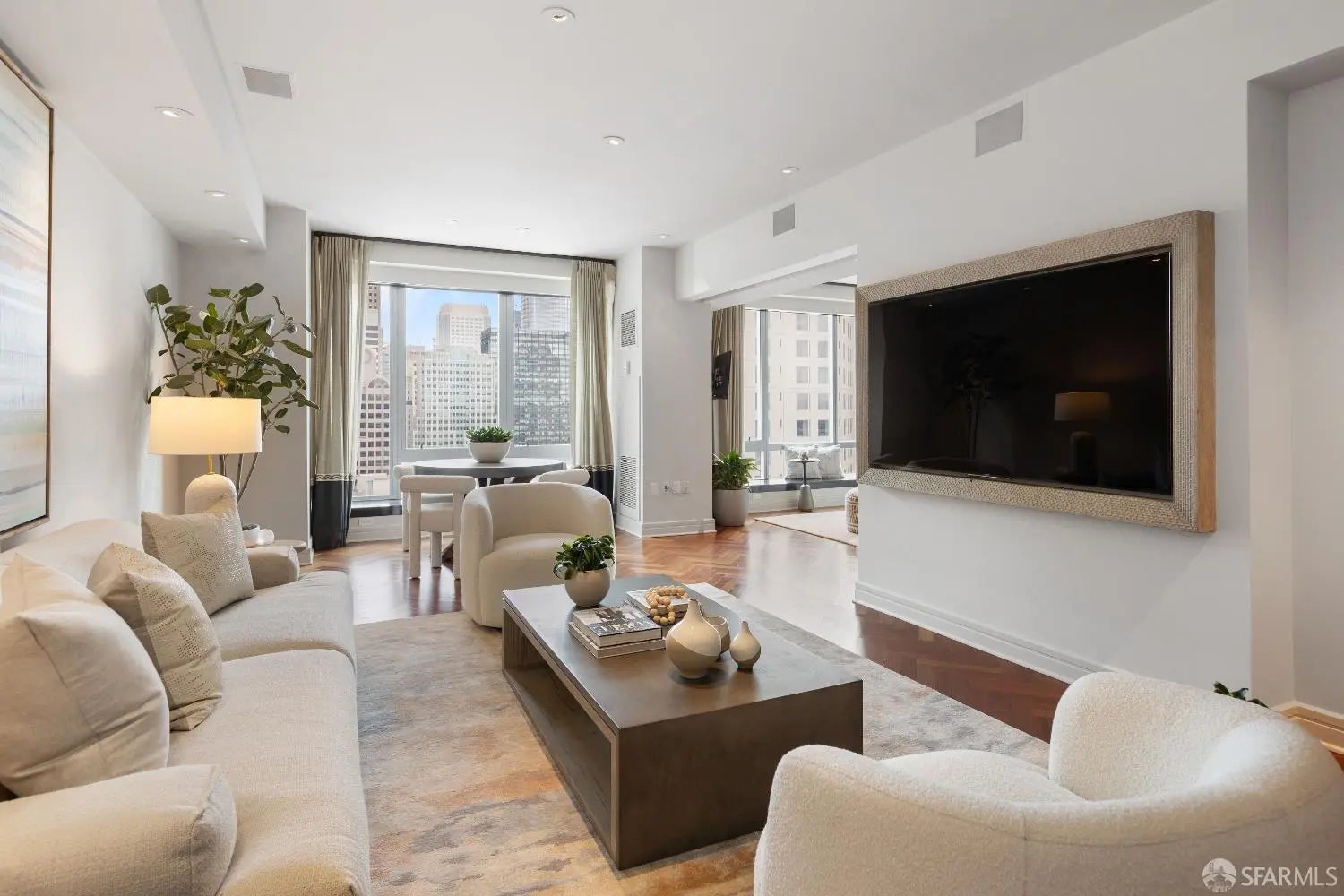 Photo of Listing #426099012