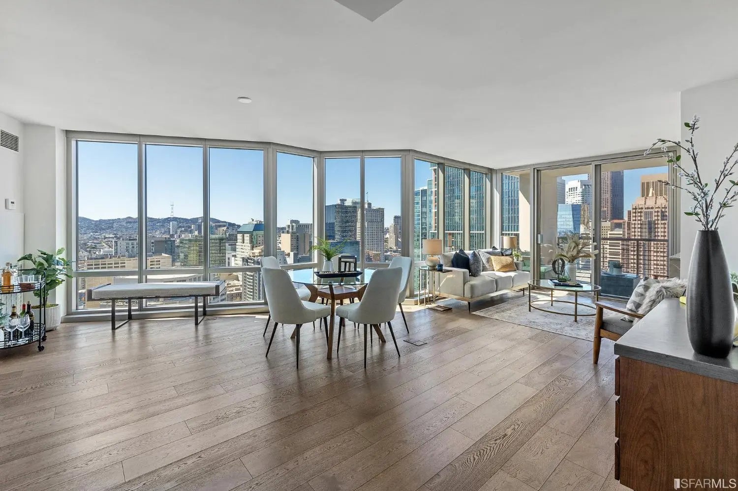 Photo of Listing #425081319