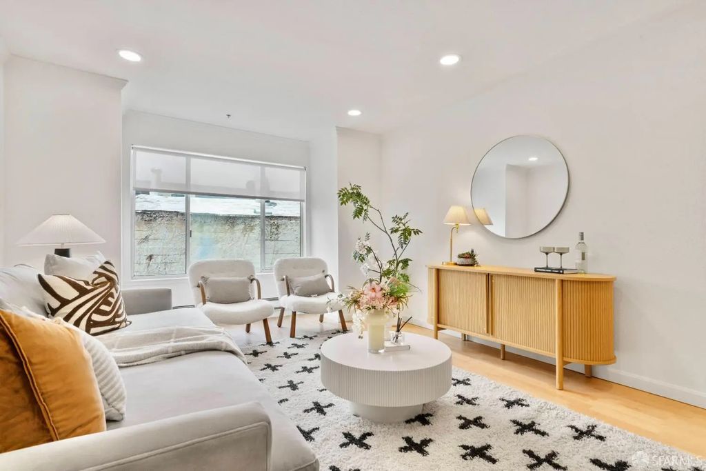 550 South Van Ness Avenue 208, San Francisco