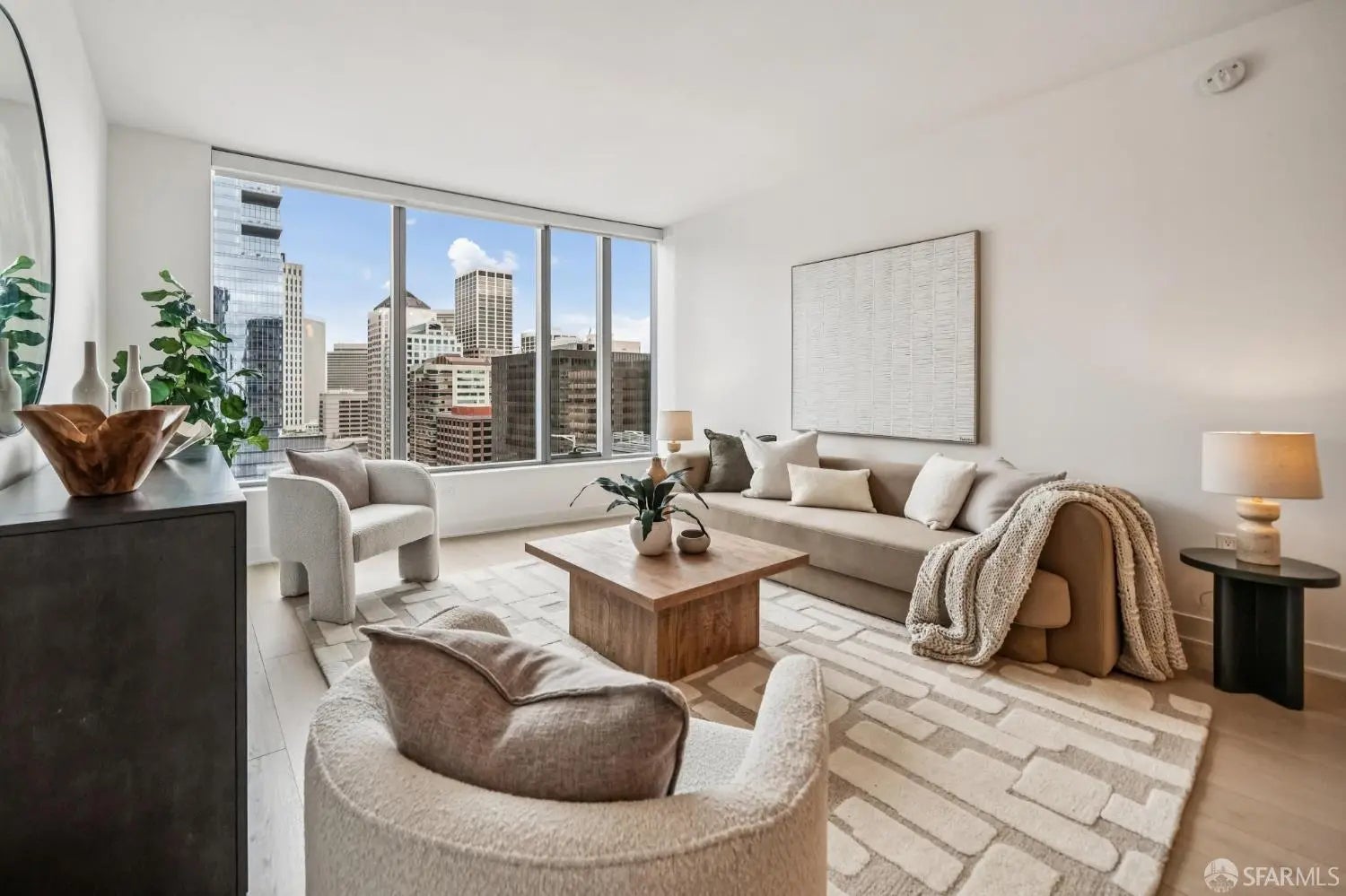 Photo of Listing #426108802