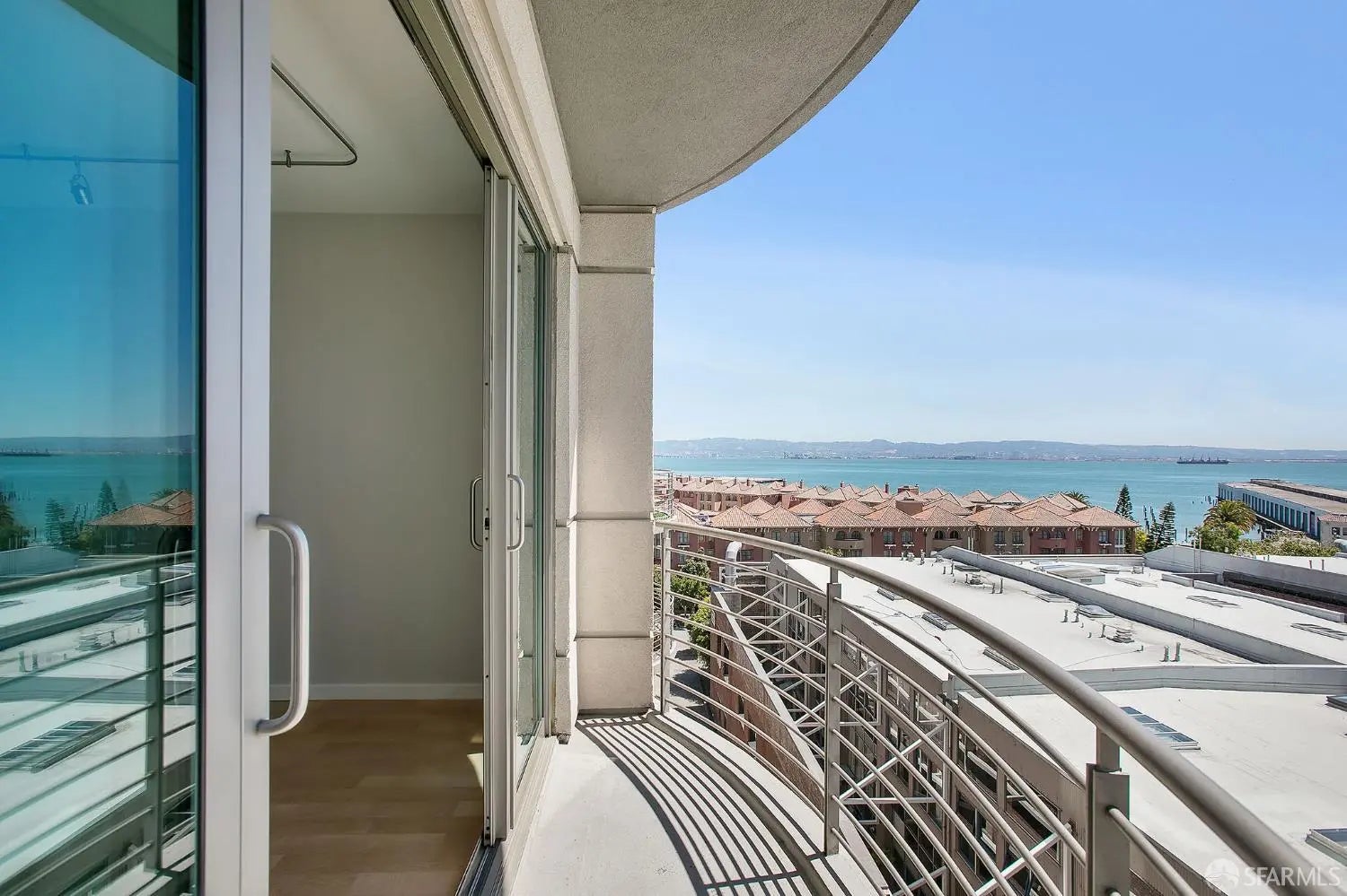 Photo of Listing #425065326