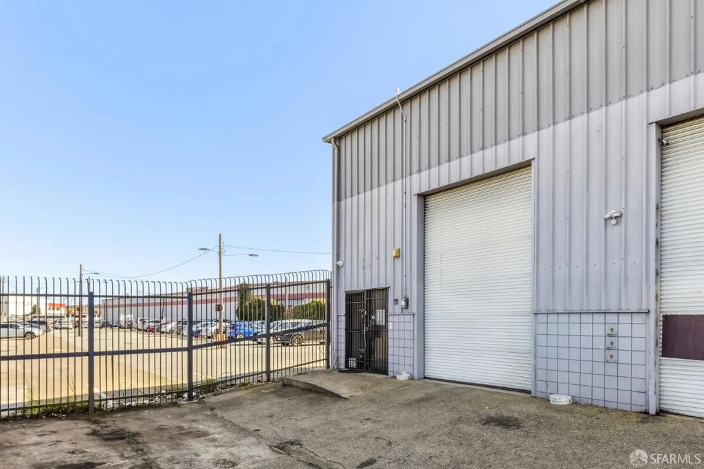2250 Jerrold Avenue 11, San Francisco