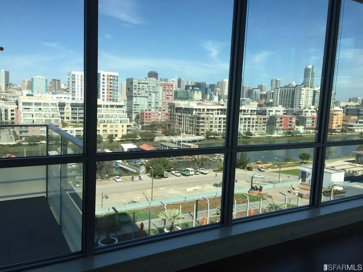 Photo of Listing #426102996