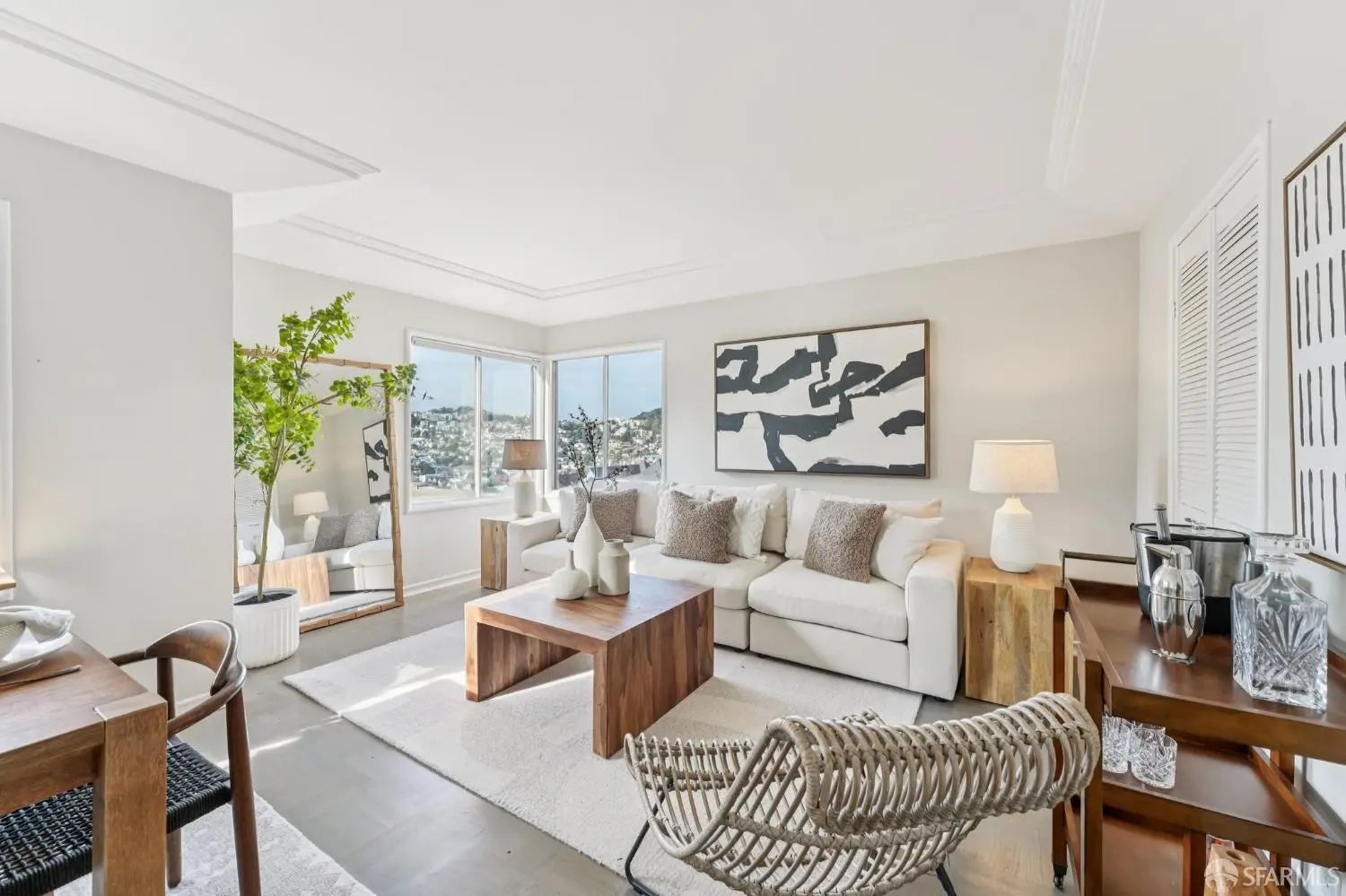 Photo of Listing #425093144