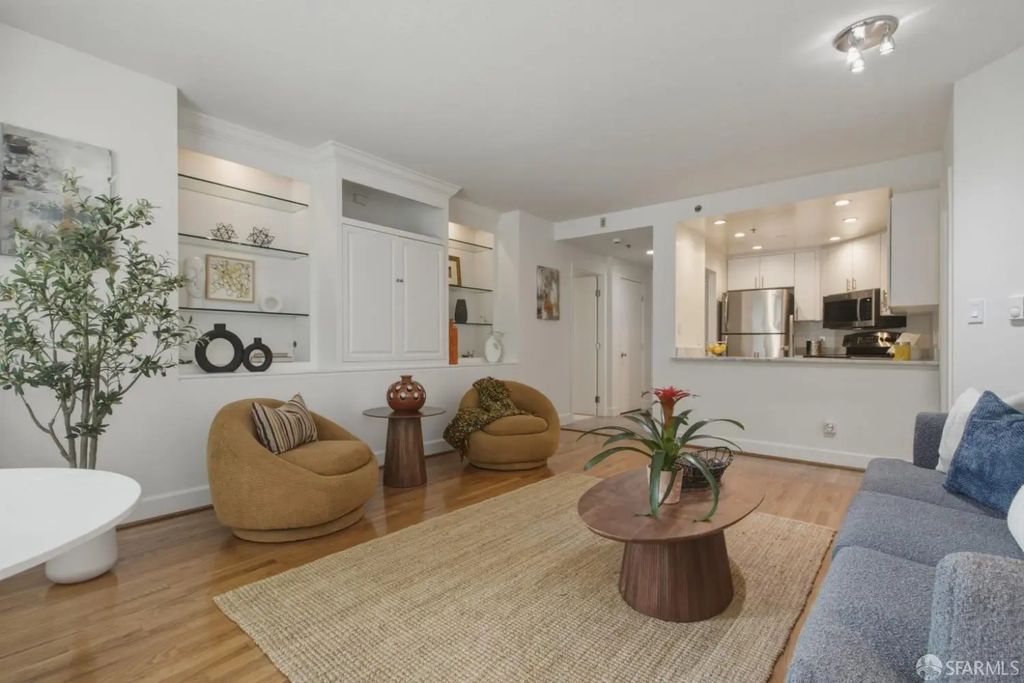 111 Chestnut Street 402, San Francisco