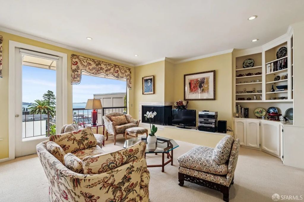 1176 Greenwich Street, San Francisco