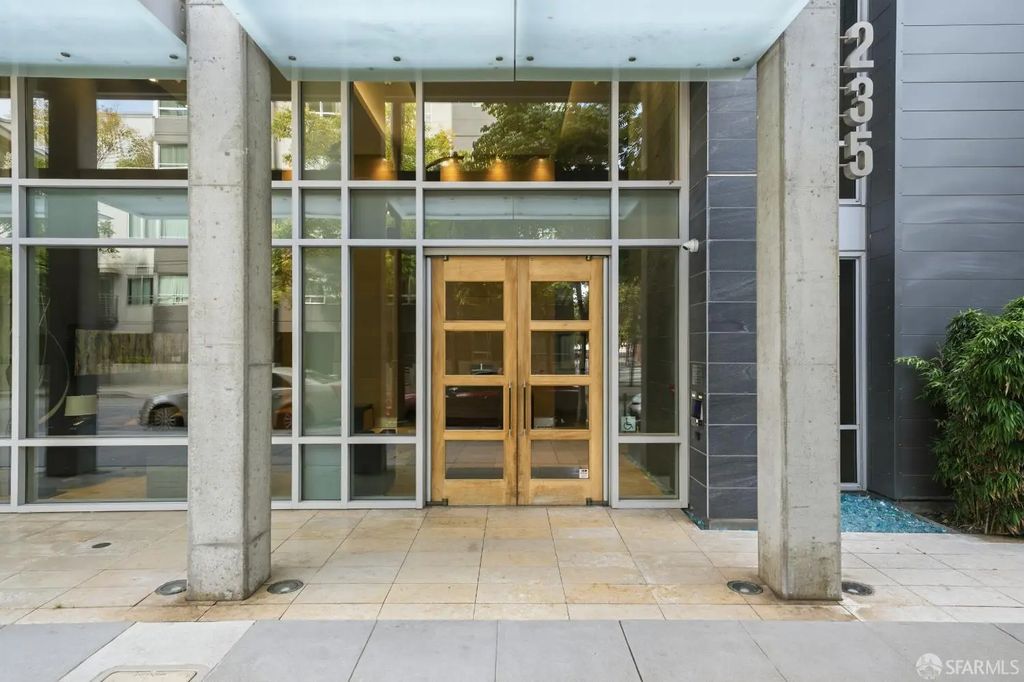 235 Berry Street 115, San Francisco