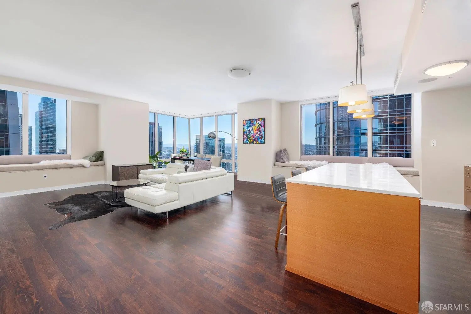 Photo of Listing #425079277