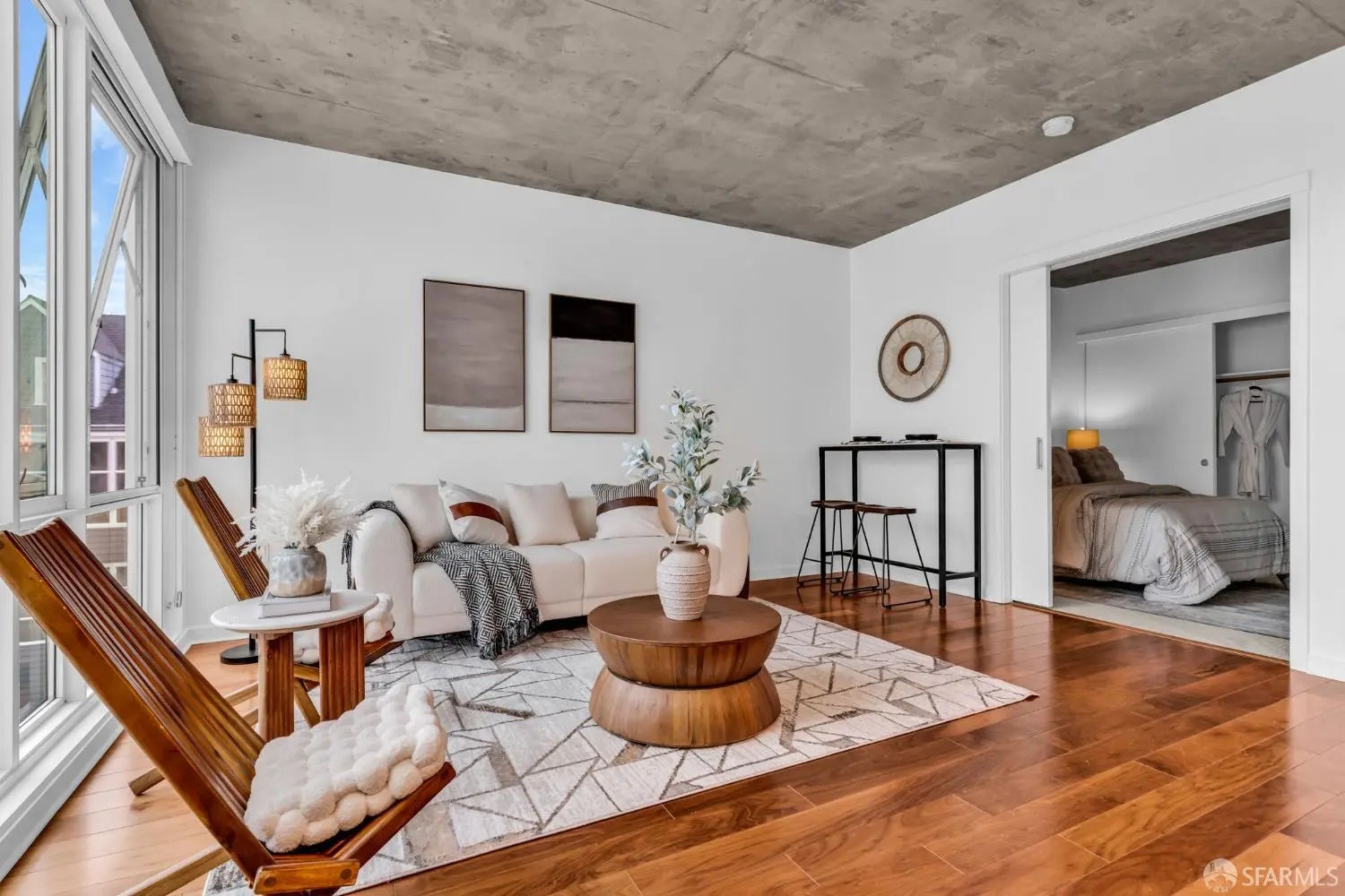 Photo of Listing #425080225