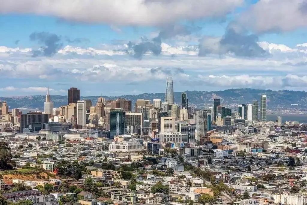 Photo of Listing #425033375