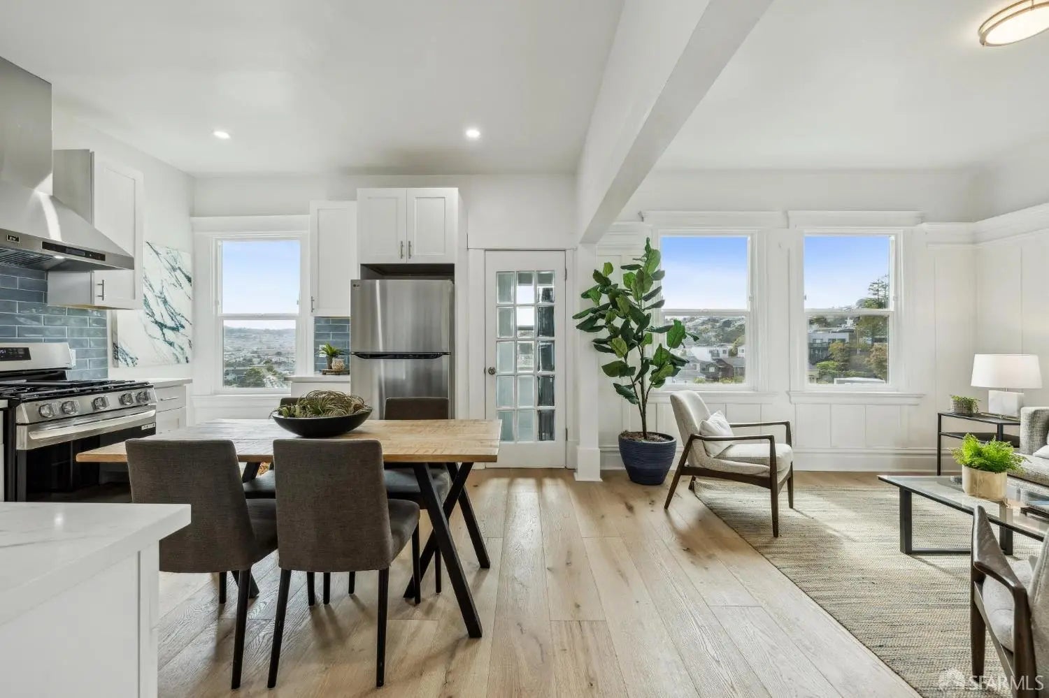 Photo of Listing #425059714