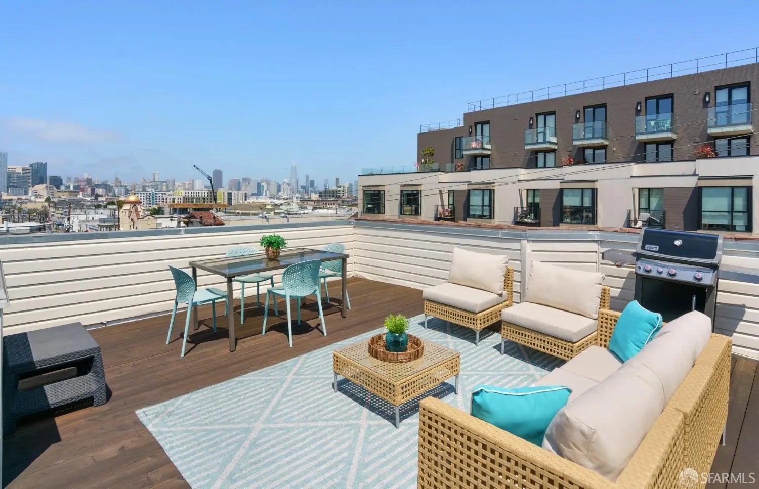 Photo of Listing #425057429