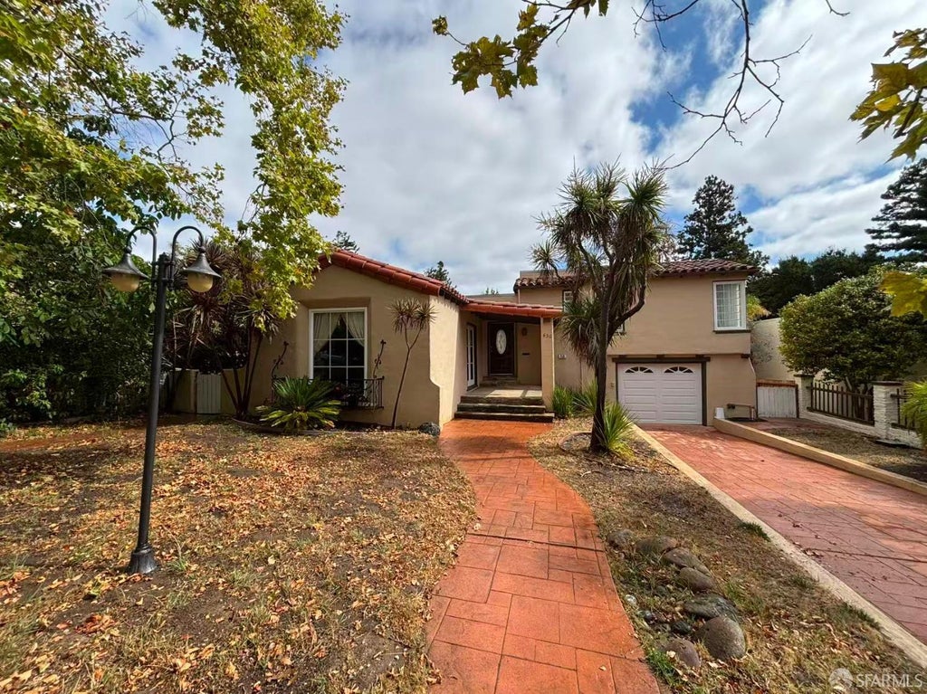 450 Laurel Avenue, Millbrae