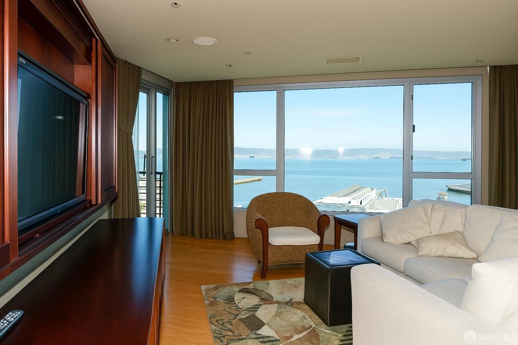 219 Brannan Street 14h, San Francisco