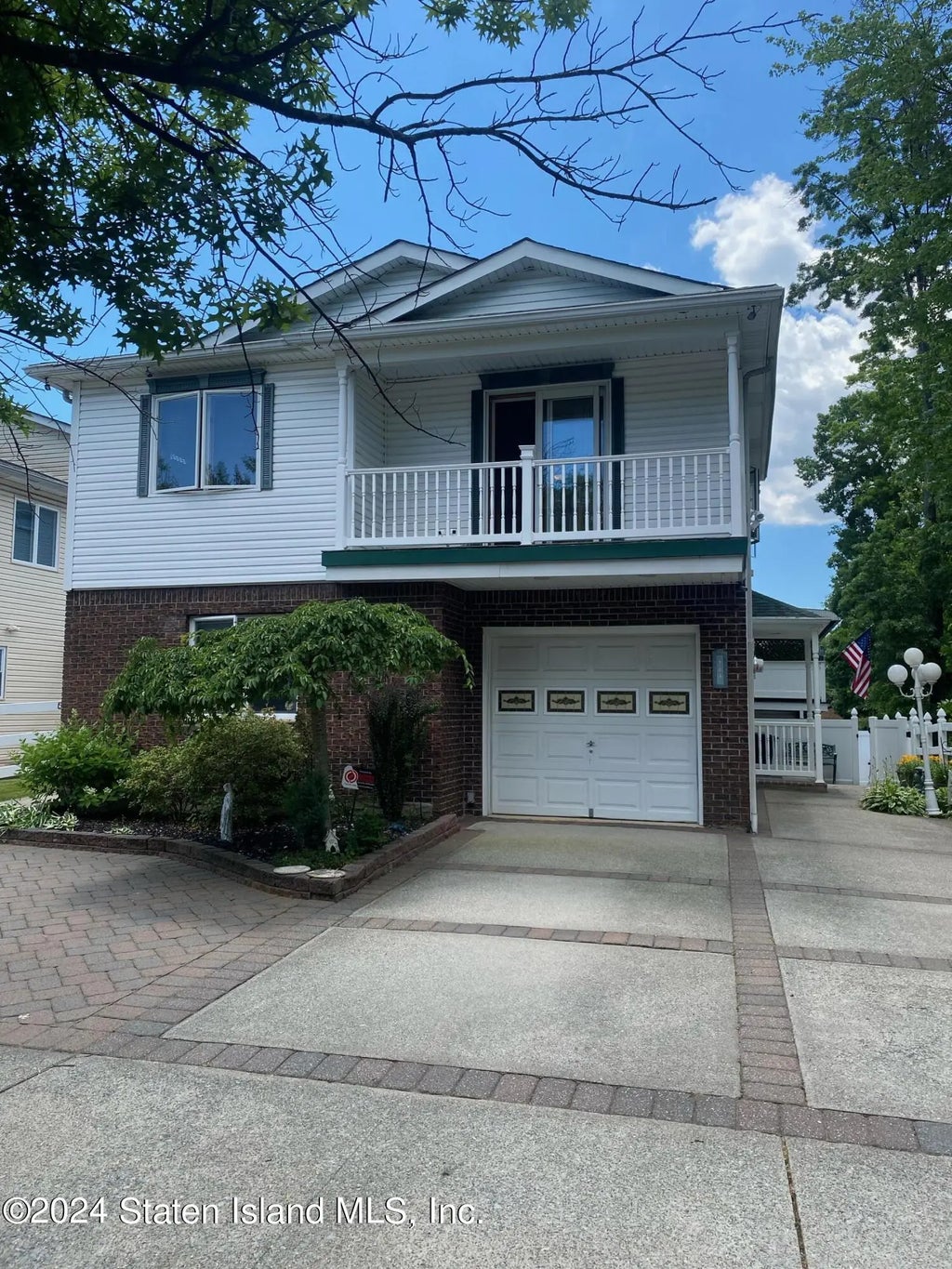 764 Stafford Avenue, Staten Island