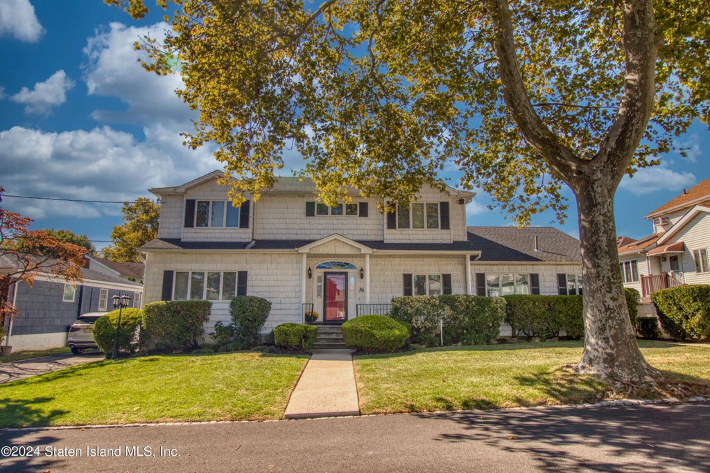 38 Barton Avenue, Staten Island