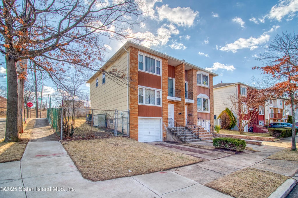 488 Clifton Avenue, Staten Island