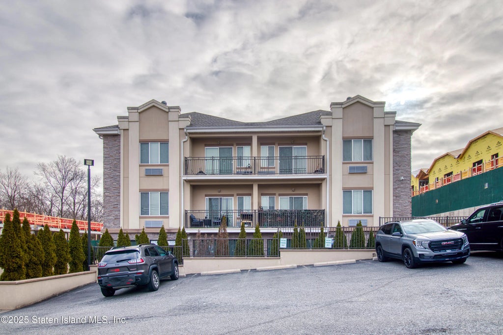 1235 Forest Hill Road 1-j, Staten Island