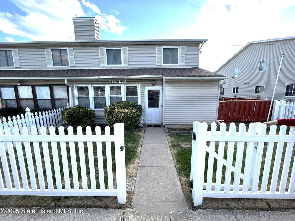 31 Leo Street A, Staten Island