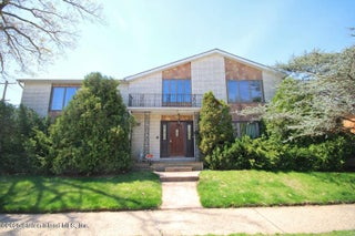 3 Windermere Road, Staten Island, NY