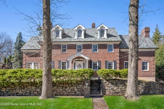 8 Circle Road, Staten Island, NY