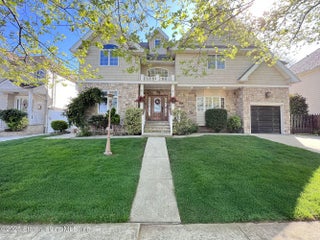 164 Thornycroft Avenue, Staten Island, NY