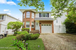 23 Helene Court, Staten Island, NY