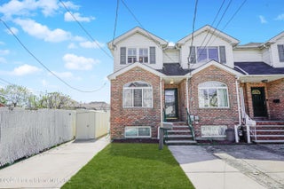 8 Cedar Avenue, Staten Island, NY