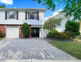 25 Kunath Avenue, Staten Island, NY
