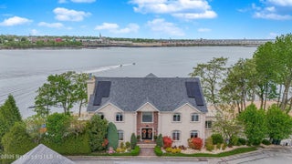 30 Aviva Court, Staten Island, NY