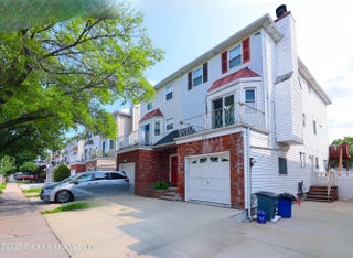 664 Travis Avenue, Staten Island, NY