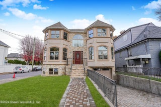 101 Bedell Avenue, Staten Island, NY