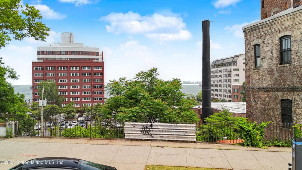 Bay Street, Staten Island