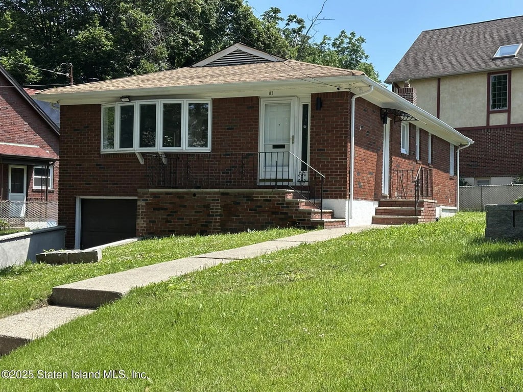 81 Manor Road, Staten Island