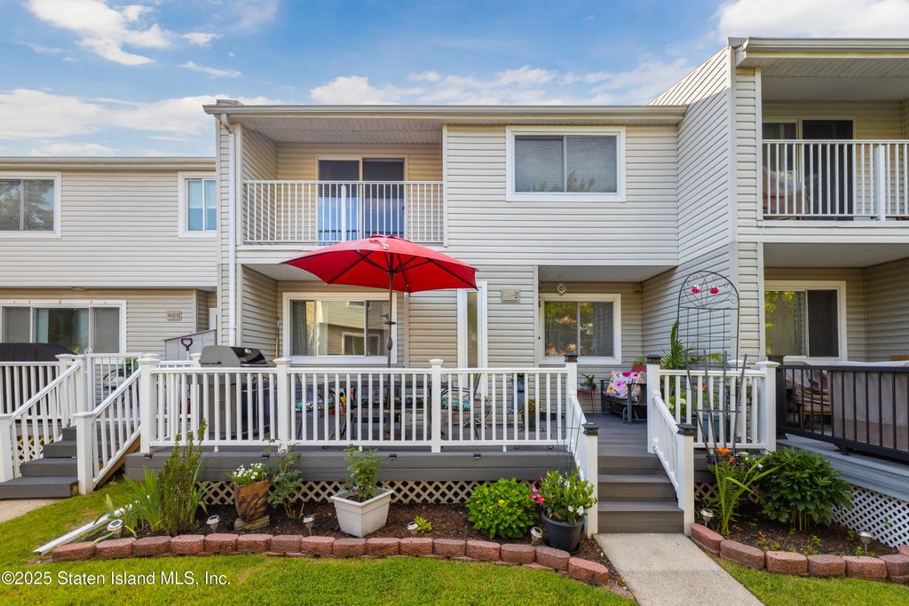 444-2 Caswell Avenue, Staten Island