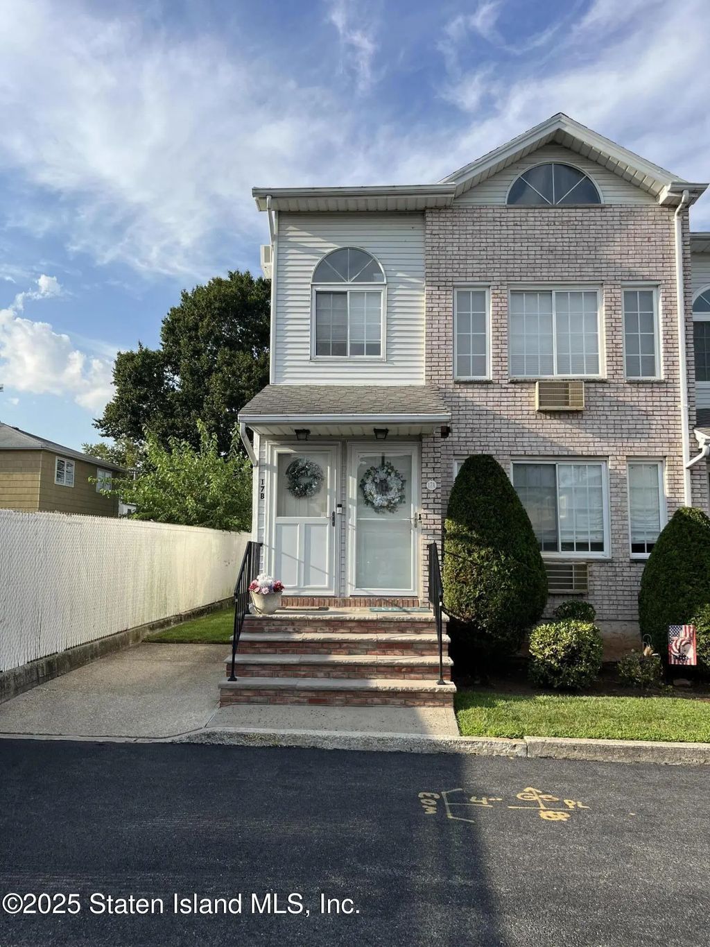 17 Yafa Court A, Staten Island