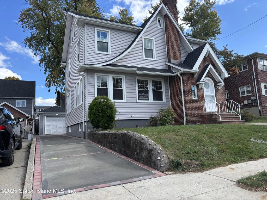 677 Bement Avenue, Staten Island