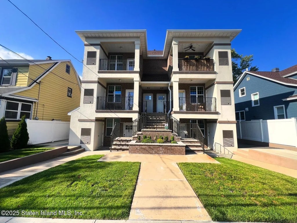 1131 Forest Avenue #2b, Staten Island