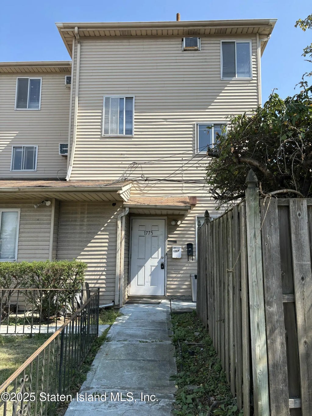 1775 Richmond Avenue, Staten Island