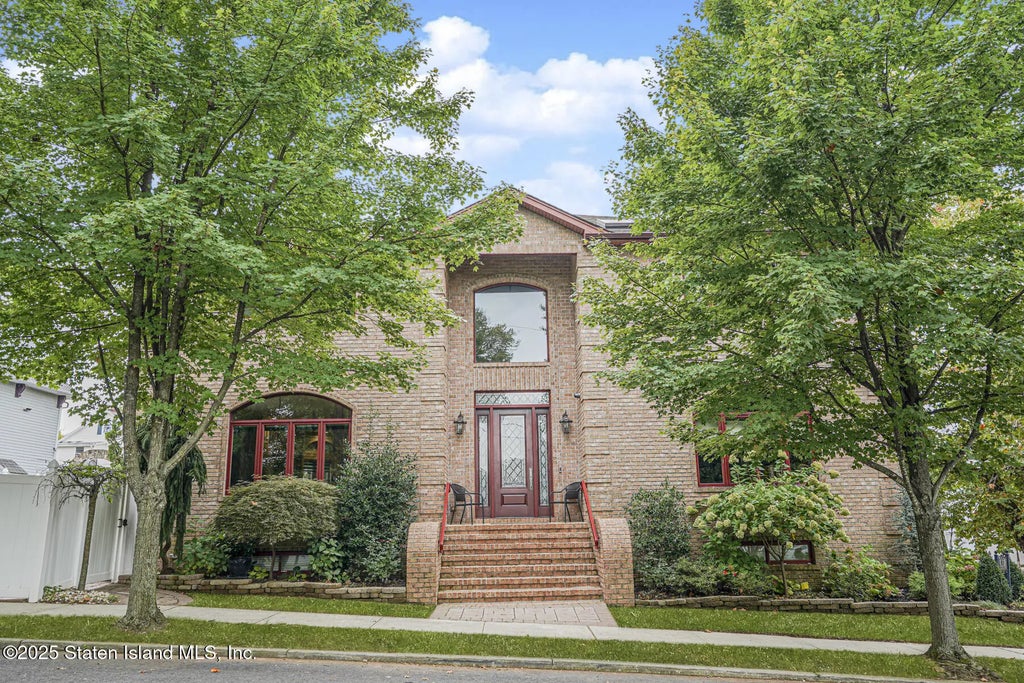 140 Craig Avenue, Staten Island