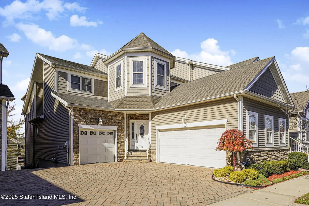 78 Topside Lane, Staten Island