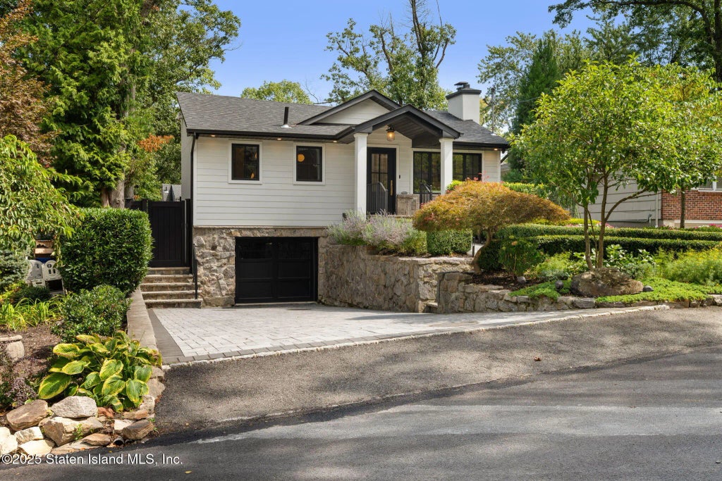 54 Kent Street, Staten Island