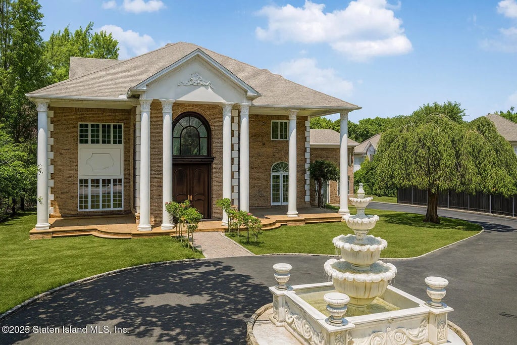 289 Ocean Terrace, Staten Island