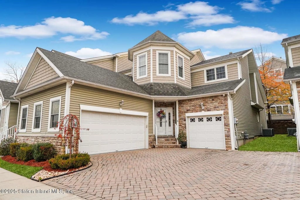 91 Pilot Lane, Staten Island
