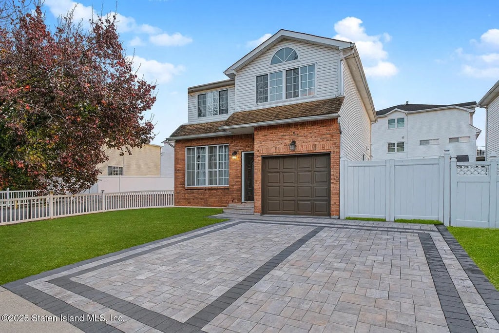 122 Clay Pit Road, Staten Island